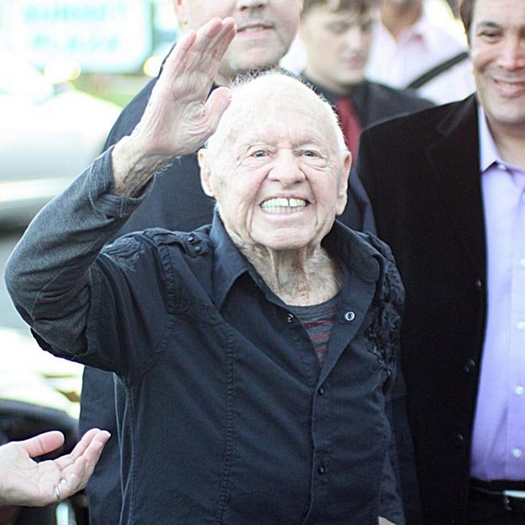Hollywood legend Mickey Rooney almost steals the show with his arrival to Richard Grieco's Abstract Emotionalism Art Gallery Opening at Gallerie Sparta at Sunset Plaza. Hollywood legend Mickey Rooney almost steals the show with his arrival to Richard Grieco's Abstract Emotionalism Art Gallery Opening at Gallerie Sparta at Sunset Plaza.